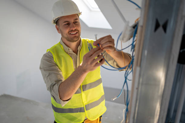 Best Electrician Near Me  in Oak Hills, OR
